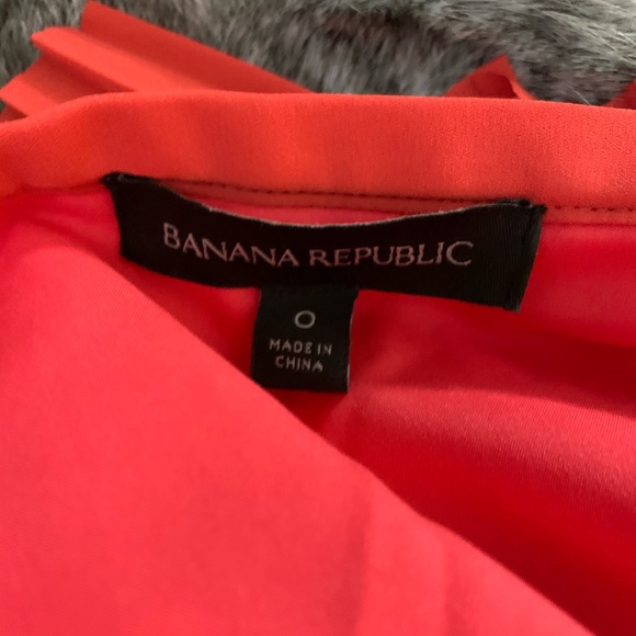 Banana Republic Coral Pleated Miniskirt Size 0 - Picture 5 of 7